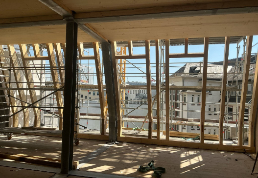 Blick aus dem Inneren des Dachstuhls in der Kirchnerstraße